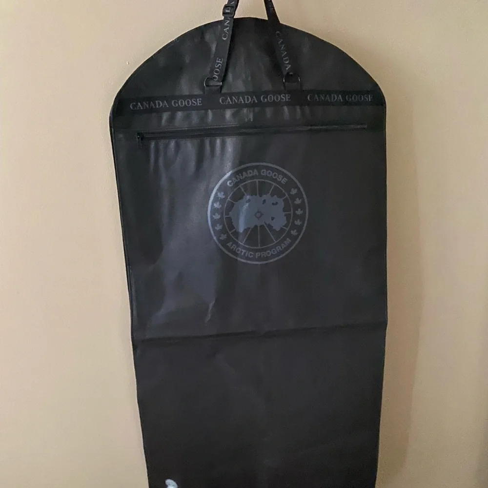 Canada Goose Garment Bag